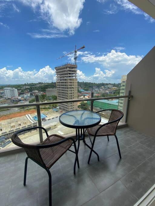 Nagoya Thamrin Apartment High Floor With View Εξωτερικό φωτογραφία