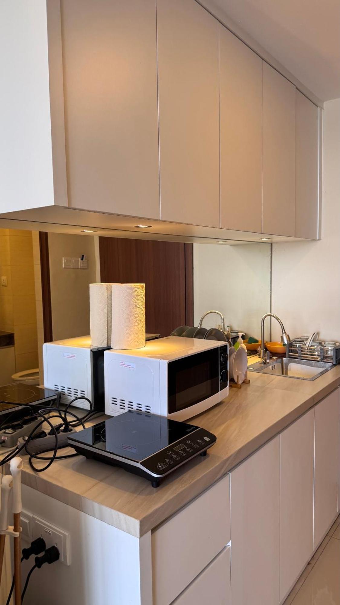 Nagoya Thamrin Apartment High Floor With View Εξωτερικό φωτογραφία