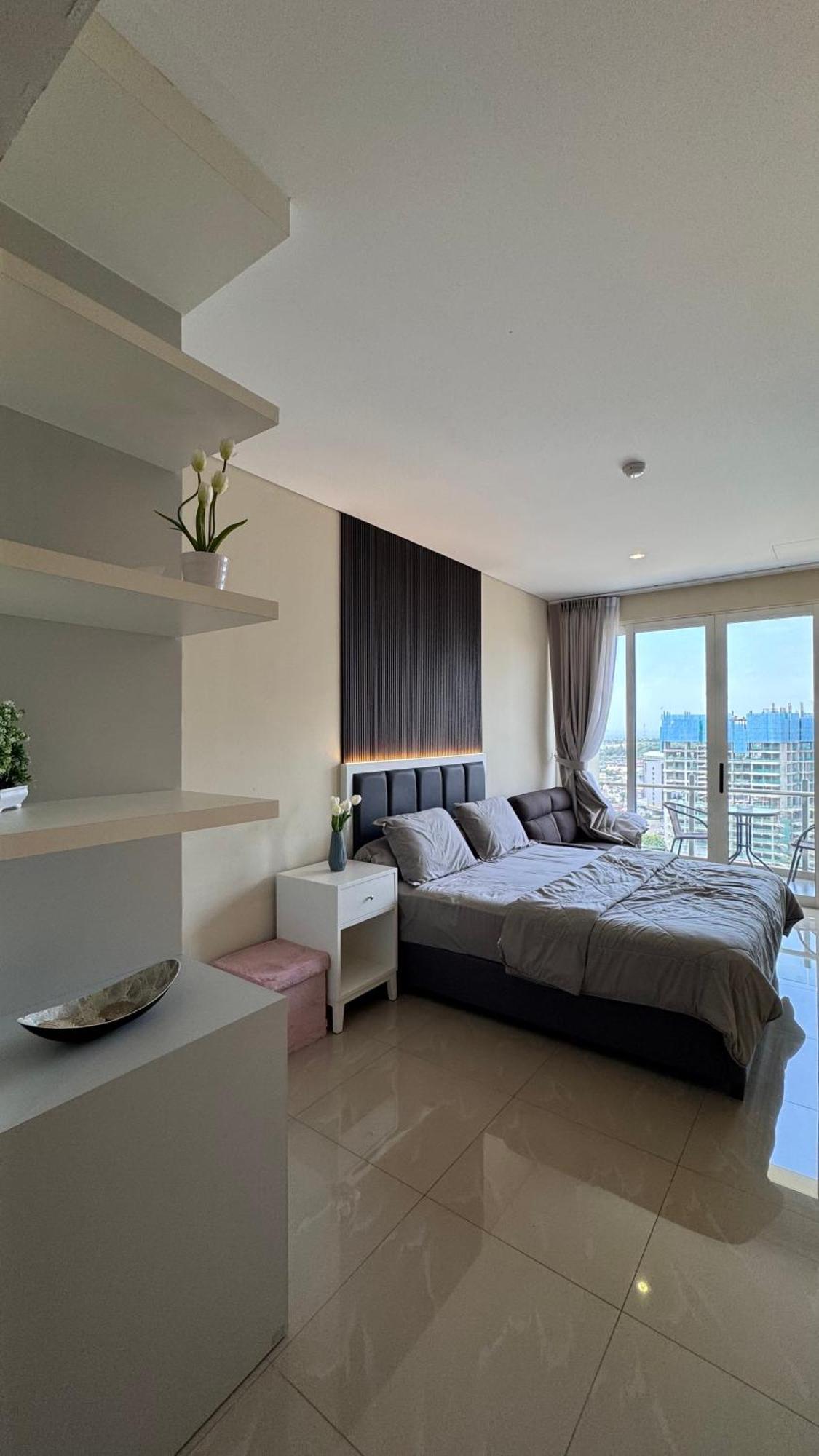 Nagoya Thamrin Apartment High Floor With View Εξωτερικό φωτογραφία